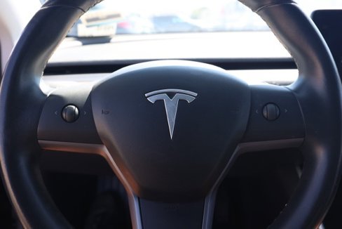 Used 2019 Tesla Model 3 Long Range image 24