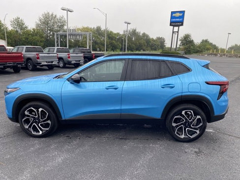 Used 2025 Chevrolet Trax RS image 8