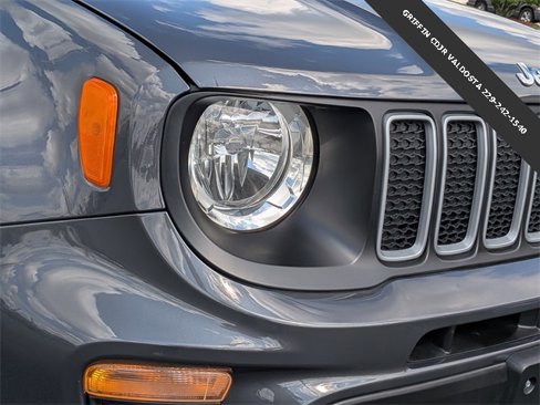 Used 2023 Jeep Renegade Latitude image 9