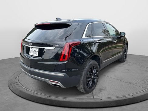 Used 2021 Cadillac XT5 Premium Luxury w/ LPO, Floor Liner Package image 8