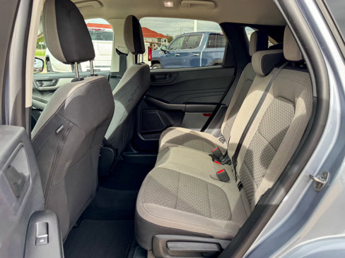 Used 2022 Ford Escape SE image 8