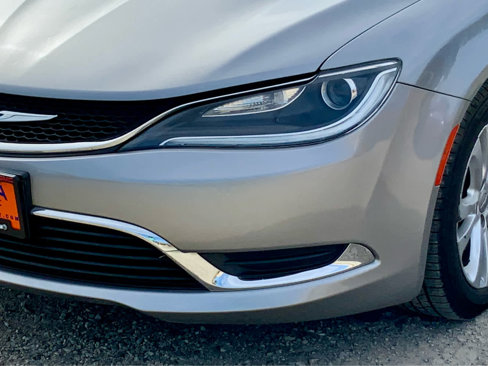 Used 2015 Chrysler 200 Limited w/ Convenience Group image 15