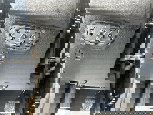 Certified 2024 GMC Terrain SLT image 20