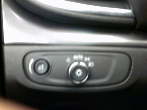 Used 2018 Buick Encore Preferred image 12