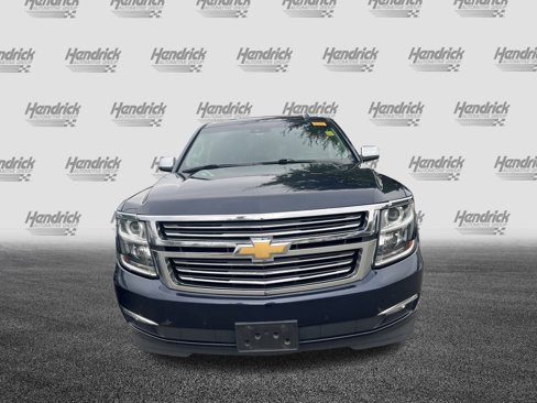 Used 2019 Chevrolet Suburban Premier image 3