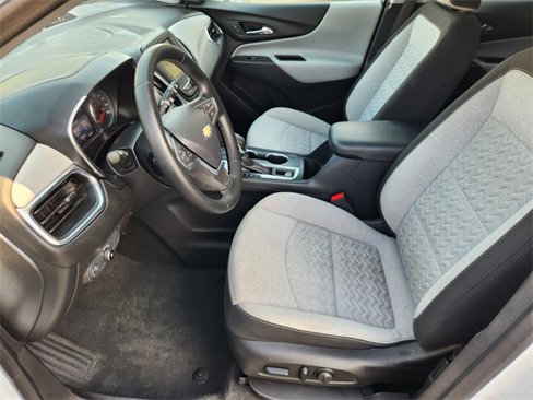 Used 2023 Chevrolet Equinox LT w/ Driver Convenience Package image 13