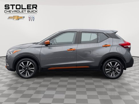 Used 2020 Nissan Kicks SR w/ SR Premium Package image 3