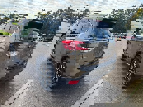 Used 2020 Subaru Forester Limited image 5