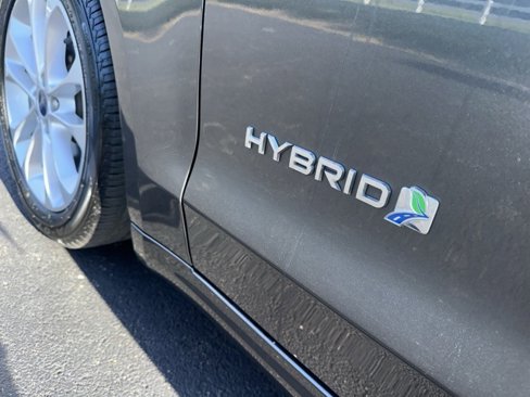 Used 2019 Ford Fusion SE image 15