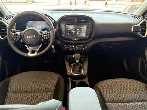 Used 2024 Kia Soul LX w/ LX Technology Package image 28