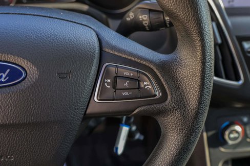 Used 2017 Ford Focus SEL image 18