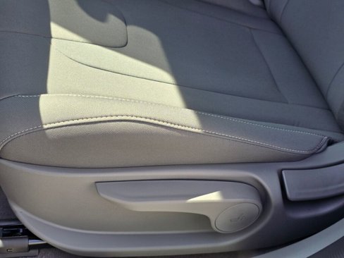 New 2025 Hyundai Elantra Sport image 17