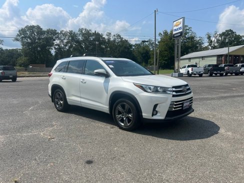 Used 2018 Toyota Highlander Limited Platinum image 1