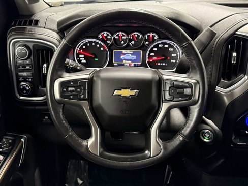 Used 2021 Chevrolet Silverado 1500 LT image 16