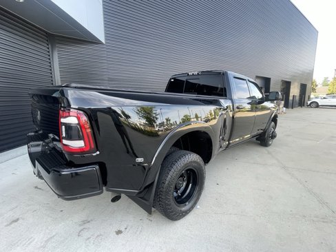Used 2020 RAM 3500 Laramie image 9