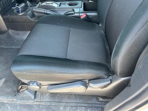 Used 2010 Toyota FJ Cruiser 4WD image 19