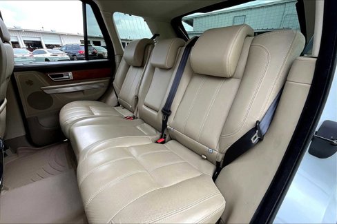 Used 2011 Land Rover Range Rover Sport HSE LUX image 20