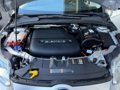 Used 2014 Ford Focus Electric Hatchback image 25