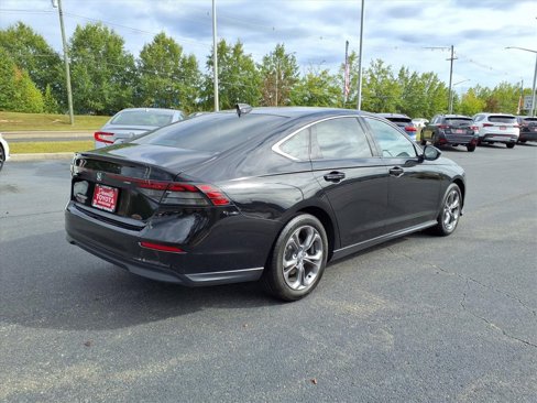 Used 2023 Honda Accord EX image 25