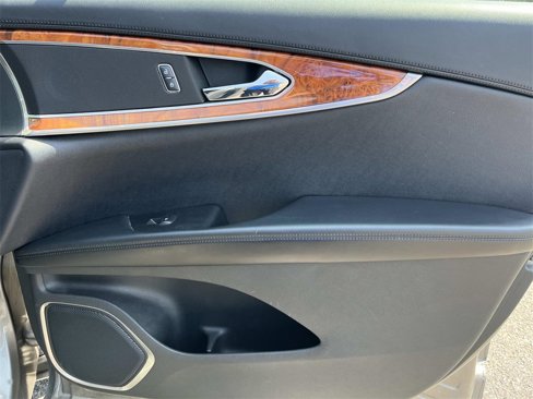 Used 2016 Lincoln MKX Select w/ Select Plus Package image 24