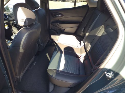 New 2026 Chevrolet Trax LT w/ LT Convenience Package image 15