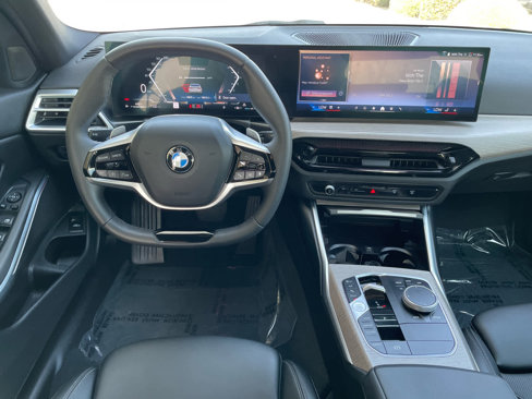 Used 2025 BMW 330i Sedan image 14