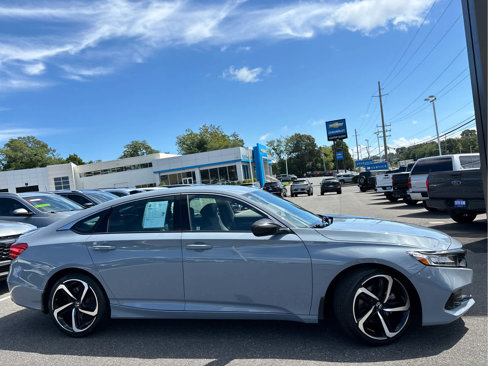 Used 2022 Honda Accord Sport image 3