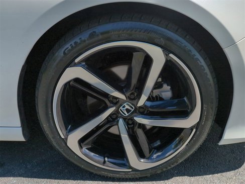 Used 2022 Honda Accord Sport image 11