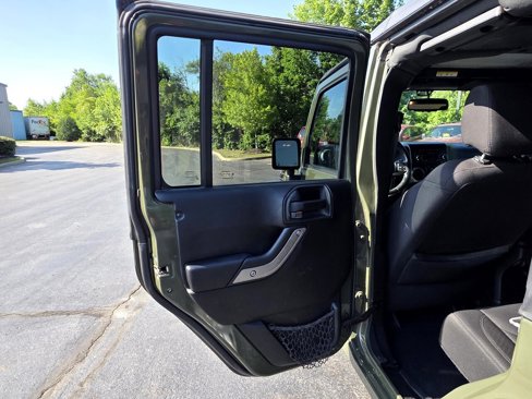 Used 2015 Jeep Wrangler Unlimited Sport w/ Quick Order Package 24S image 25