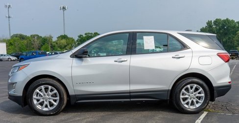 Used 2019 Chevrolet Equinox LS image 9