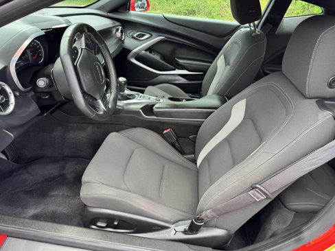 Used 2016 Chevrolet Camaro LT image 15