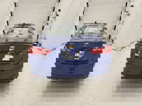 Used 2023 Chevrolet Malibu LS image 9