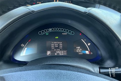 Used 2014 Nissan Leaf SL w/ Premium Package image 22