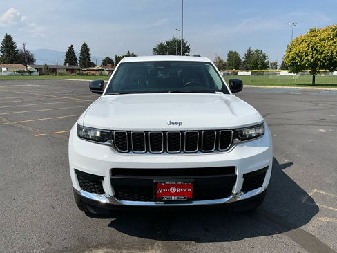 Used 2023 Jeep Grand Cherokee L Laredo image 15