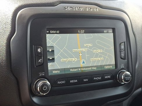 Certified 2015 Jeep Renegade Limited image 16