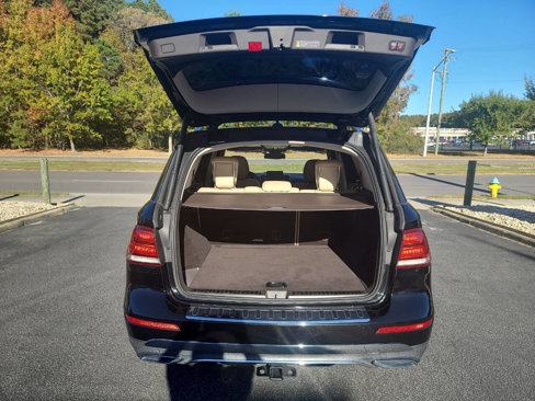 Used 2018 Mercedes-Benz GLE 350 4MATIC image 34