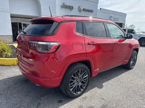 Used 2022 Jeep Compass Limited image 7