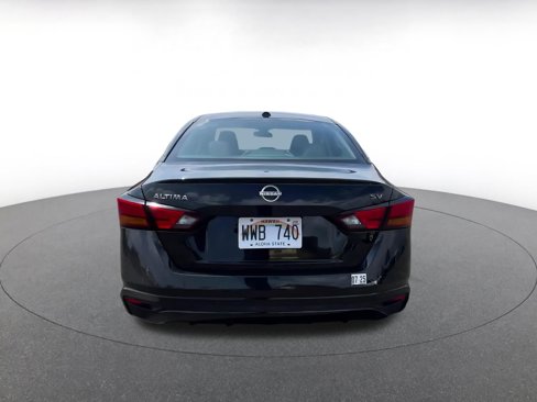 Used 2023 Nissan Altima 2.5 SV image 12