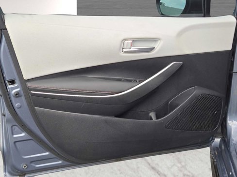 Used 2023 Toyota Corolla SE image 27