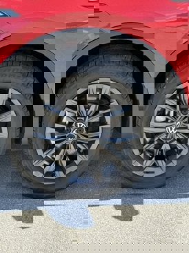 Certified 2022 Volkswagen Tiguan SE image 4