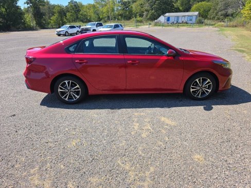 Used 2024 Kia Forte LXS w/ LXS Technology Package image 6