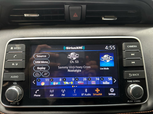Used 2020 Nissan Kicks SR w/ Exterior Package image 45