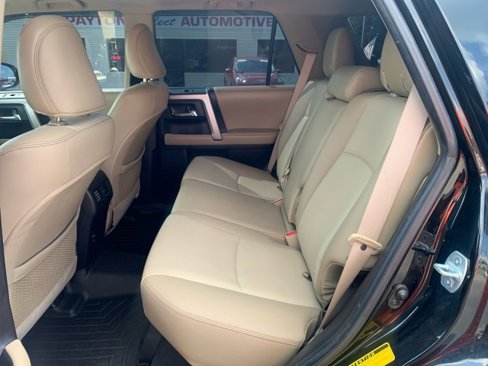 Used 2015 Toyota 4Runner SR5 image 11