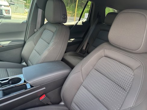 New 2026 Chevrolet Equinox LT image 9