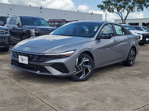 New 2025 Hyundai Elantra Sport image 25
