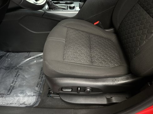 Used 2020 Chevrolet Blazer LT image 12