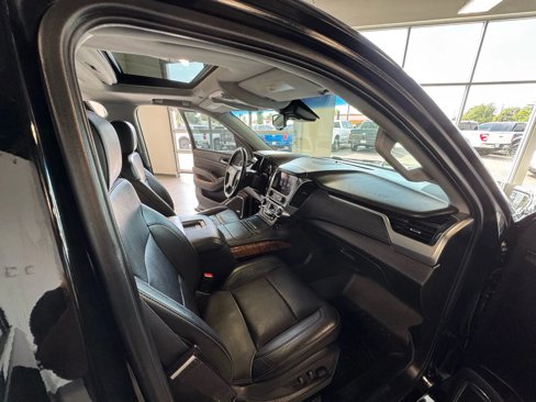 Used 2016 Chevrolet Suburban LTZ image 26