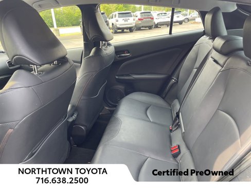 Used 2022 Toyota Prius XLE image 13