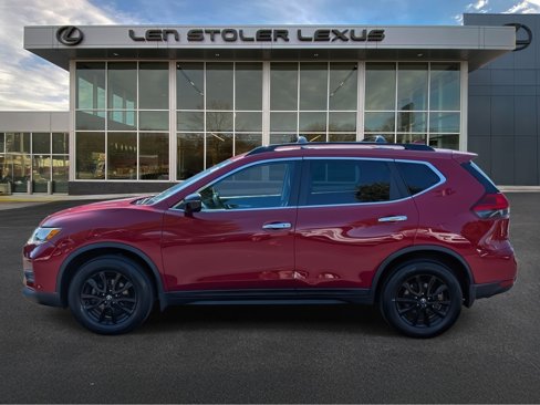 Used 2017 Nissan Rogue SV w/ Midnight Edition Package image 6