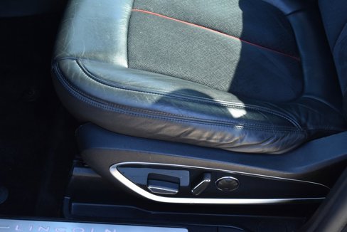 Used 2019 Lincoln MKC Black Label image 32